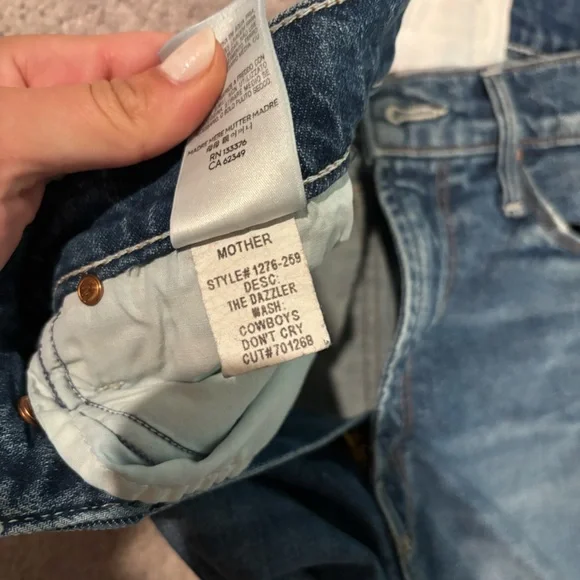 Mother denim, the dazzler, Cowboys don't cry, size 25